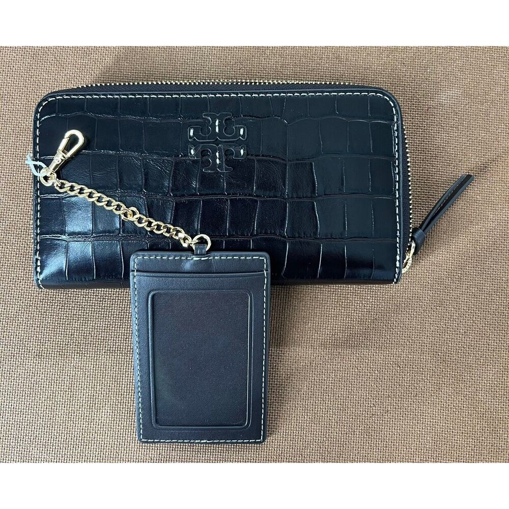 A35 NWT Tory Burch Thea Embossed 2 in 1 Card Case and Continental Wallet